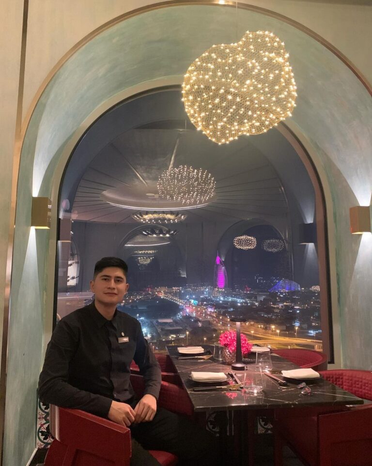 its time to be happy happy dubai oanjo 1 768x960