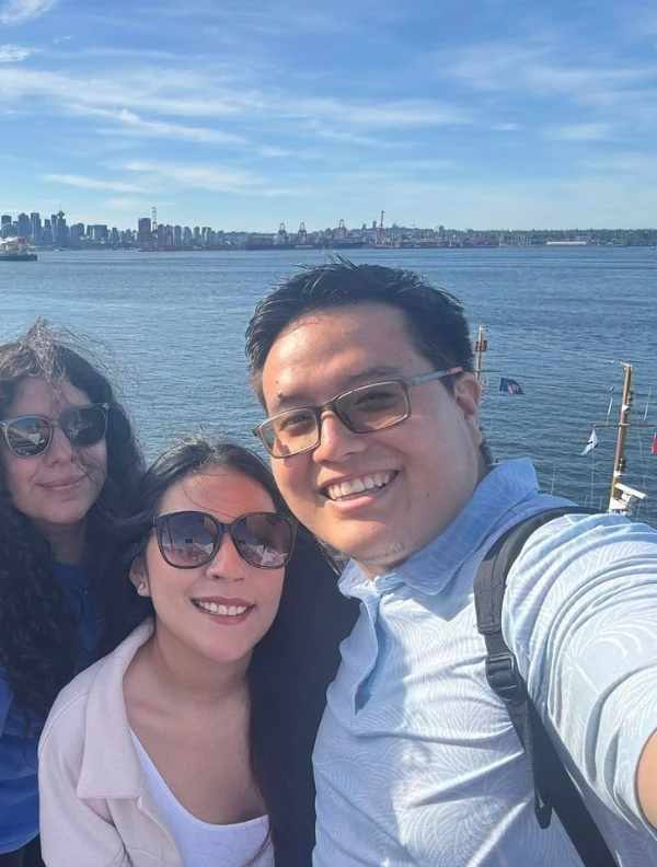 Diplomado internacional en Canadá Estudiantes viviendo una experiencia internacional durante diplomado en Canadá